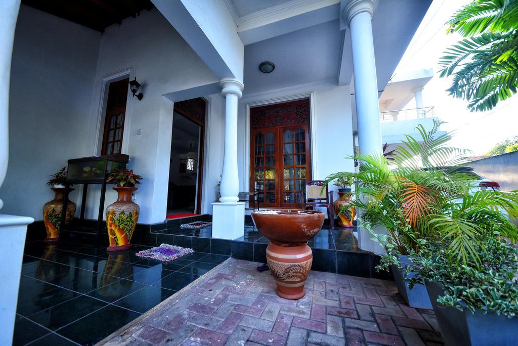 Asian Villa Negombo Dış mekan fotoğraf